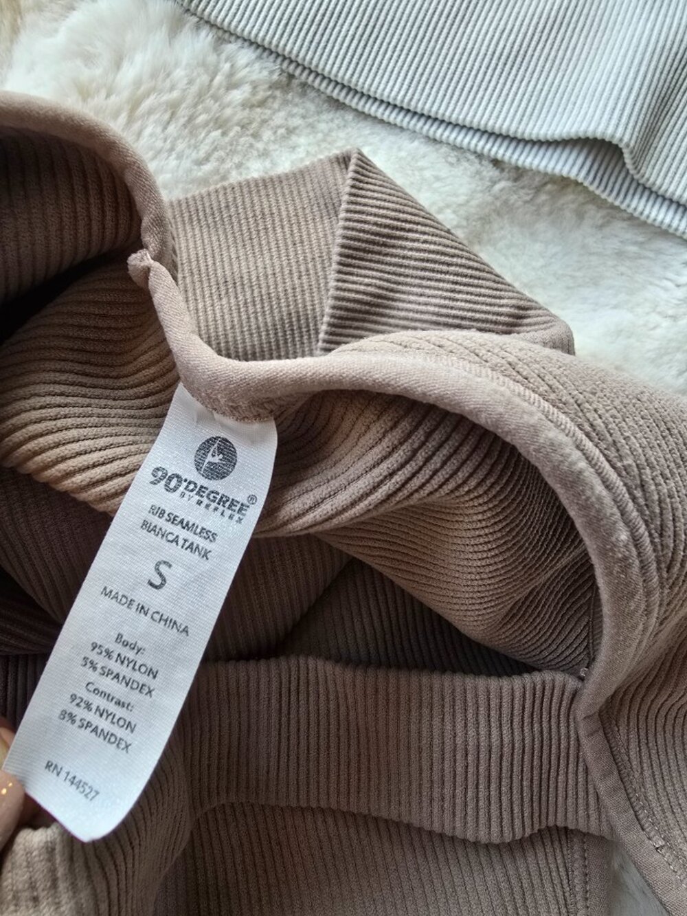 2 Ribbed V-Neck Sports Bra Tank Tops - Picture 3 of 3